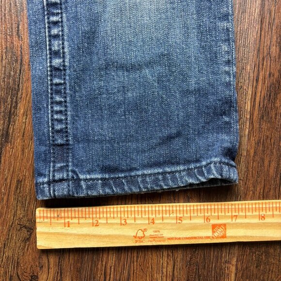 Miss Me Capri Jeans Rhinestone Leaves Distressed Medium Wash Women’s Size 29 - Picture 10 of 11